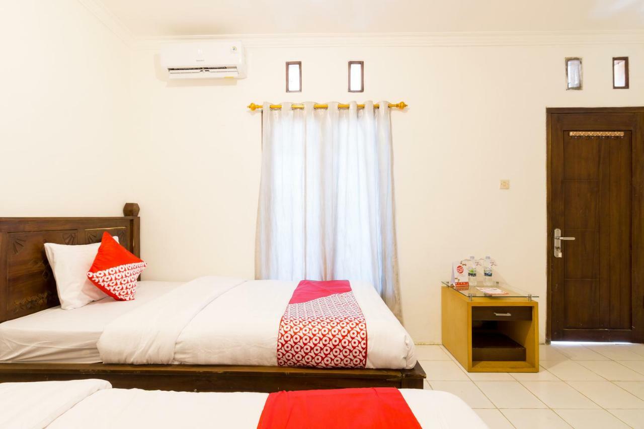 Hotel OYO 857 Pakuncen Malioboro Syariah Yogyakarta Exterior foto