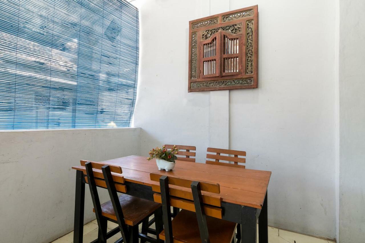 Hotel OYO 857 Pakuncen Malioboro Syariah Yogyakarta Exterior foto
